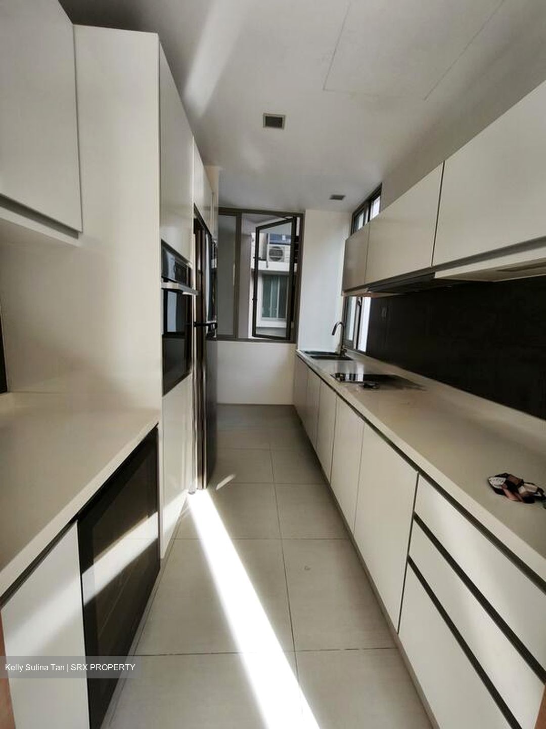 The Oceanfront @ Sentosa Cove (D4), Condominium #457982551